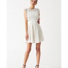 Hopeful Design Beyaz Kısa Dantel Yazlık Elbise