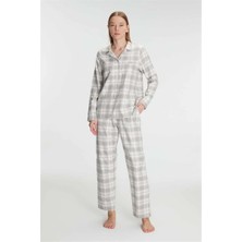 Brand Anıl Kadın Kare Desenli Pamuklu Gömlek Pijama Takımı – Rahat, Şık ve Zamansız Ev Konforu 11252