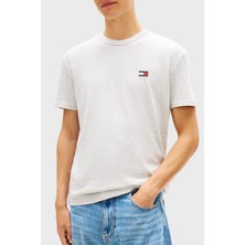 Tommy Jeans Pamuk Karışımlı Logolu Normal Kalıp T Shirt Erkek T Shirt DM0DM22667 P08