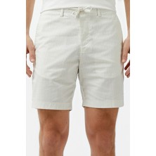 Lacoste Men's Slim Fit Bermuda Shorts Erkek Dar Kesim Pamuk Bermuda Şort Beyaz