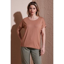 Fashion Friends Dökümlü Bisiklet Yaka Basic T Shirt Bayan T Shirt 26Y0194K1