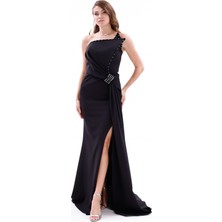 Bdm Exclusive Taş Işlemeli Broş Detaylı Uzun Krep Abiye Elbise