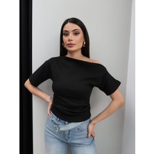 Esra Helvacı Tek Omuz Yan Büzgülü Bluz