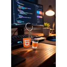 Goka 3D Craft Frontend & Web Geliştirici Özel Tasarım: 3D Html5 Logosu ve Turuncu Detaylı Kahve Bardağı Anahtarlık
