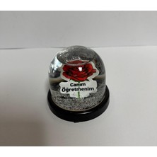 KSB Store Öğretmenler Gününe Küre