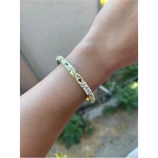 Nergis Collection Kadın Beyaz Renkli Mineli Kelepçe Bileklik