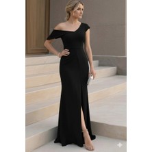 Secret Sita Kadın Tek Omzu Açık Kısa Kollu Önden Yırtmaçlı Uzun Ithal Krep Elbise