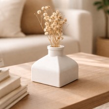 Mireva Minimalist Beyaz Mini Vazo, El Yapımı Taş Tozu, 7 Cm, Mat Finish, Japandi & Iskandinav Stil, Masa Üstü Dekor