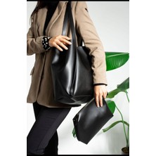 Özüm Çanta Kadın Büyük Boy Yavrulu El Omuz ve Kol Çantası Siyah