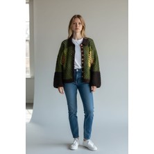 Tokuşka Motifli Tığ Işi El Örgüsü Kadın Hırka