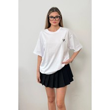 Giysa Kadın Bisiklet Yaka Nakışlı %100 Pamuklu T-Shirt Beyaz - 26Y 26507