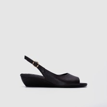 Togo Kadın Dolgu Topuklu Sandalet [060327]