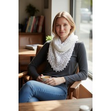 Tokuşka El Örgüsü Üçgen Örümcek Ağı Desenli Püsküllü Omuz Şalı