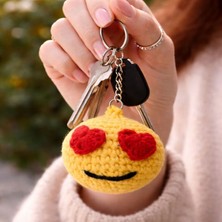 Uretti - Tuğba 9352 6962 El Yapımı Örgü Kalp Göz Emoji Model Anahtarlık