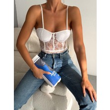 Elaxi Kadın Dantelli Ayarlanabilir Askılı Bodysuit – Zarif ve Etkileyici Stil