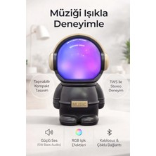 FaroxTech Astronot Tasarımlı Rgb Işıklı Kablosuz Bluetooth Hoparlör - 5W Güçlü Bass, Tws Destekli Gece Lambası