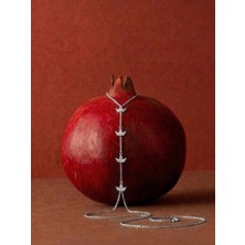 925 Ayar Gümüş Zirkon Taşlı Yaprak Şahmeran – Zarif Minimal El Zinciri | Silveria Jewels