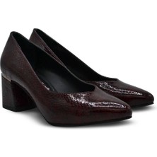 Venüs Deri Kadın Rugan Topuklu Ayakkabı Bordo-Petek 26461930Y