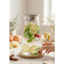 Hometarz Dtox Süzgeç Metal Kapaklı Borosilikat Cam Sürahi 1.7 Litre