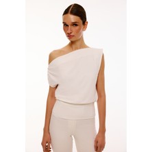 Love On Friday Ava Omzu Düşük Üst