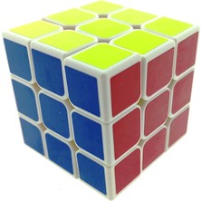 MEGA Beyaz Zemin Üzeri Renkli Zeka Küpü 3X3X3-6,8 Cm 