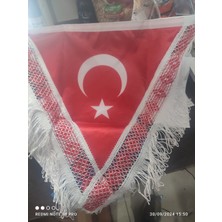 Üçgen Puskullu Bayrak 45X60 Cm, Renkli ve Şık Dekoratif Bayrak