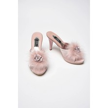 G&C Kadın Çeyizlik Tüylü Gül Tokalı Gelin Ev Terliği 190