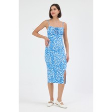 Segnante Kadın Mavi Çiçekli Kadın Yırtmaçlı Elbise