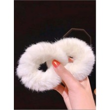 Hakay Kadın ve Çocuklar Için 2'li Beyaz Peluş Lastik Toka Seti