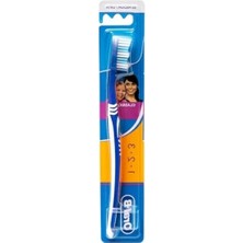 Hakay Çapraz Kıllı Manuel Diş Fırçası - Hassas Temizlik