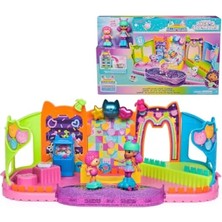 Hakay Gabby's Dollhouse Parti Odası Oyun Seti, 2 Figür ve Aksesuarlar ile