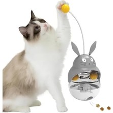 Hakay Etkileşimli Kedi Oyuncağı - Sallandıkça Mama Ödülü Veren Hacıyatmaz Tasarım