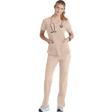 Skechers SK101 – SK201 Kadın Scrubs Takım – Ithal, Esnek ve Nefes Alan Premium Doktor Forması