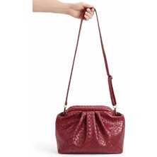 PremiumPort Bordo Cilt Örgü El ve Omuz Çantası, Şık ve Zarif Tasarım