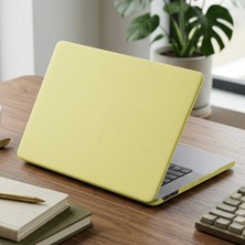 Caseonn Apple Macbook Neo 13" Inç Uyumlu Kılıf A3404 (2026) Mat Buzlu Koruyucu Sert Kapak Puslu Sarı