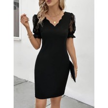 Femora Moda Kadın Kısa Kollu Dantelli V Yakalı Yanlardan Büzgülü Çapraz Detaylı Ithal Krep Elbise