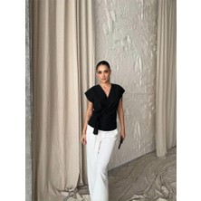 Femora Moda Yandan Bağlama Detaylı Kolsuz Bluz - Siyah