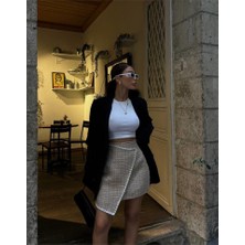 Femora Moda Şanelkapaklı Çoban Dikiş Detaylı Kısa Etek - Bej