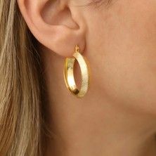 Nox Jewelry 14 Ayar Altın Kaplama Yarı Mat Yarı Parlak Kalın Orta Boy Halka Gümüş Küpe – Modern Tasarım