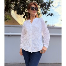 Deniz Ege Yırtmaçlı Hakim Yaka Güpür Gömlek Beyaz