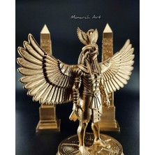 Monarch Art Antik Mısır Horus Heykeli ve Ikili Obelisk Seti - Premium Gold Mistik Dekorasyon Figür Grubu