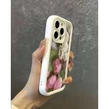 MiraLive 13 ve 13 Pro Yağlıboya Çiçek Desenli Telefon Kılıfı – Şık ve Dayanıklı Tasarım (13 Petals)