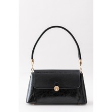 Paul Brand Arden Gold Detaylı Retro Deri Görünümlü Vintage Model Kadın Baget Omuz Çantası