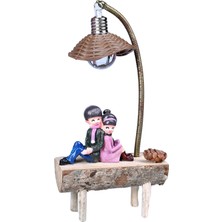 Asseds Store Oturan Genç Aşıklar Biblo V1