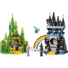 Ecovibe Wicked Emerald City ve Kiamo Ko Kalesi 75689-9 Yaş ve Üzeri Kız ve Erkek Çocuklar Için Elphaba ve Glinda Mini Bebekleri ve Uçan Figürü Içeren Yaratıcı Oyuncak Yapım Seti (860 Parça)
