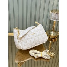 Özbu Gold Zincir Detaylı Kaliteli Şık El ve Omuz Askılı Baget Çanta