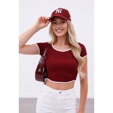 Kadın Bordo Biyeli Yaka Detaylı Pamuklu Likralı Fitilli Kaşkorse Kısa Kol Crop T-Shirt
