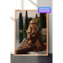 Zestia Ahşap Çerçeveli  Duvar Tablosu Klasik Tekne Üzerinde Vintage Moda Salon Dekoru