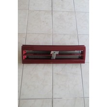 Tofaş Doğan Kartal Slx Şahin S Ön Panjur 3 Bacak, Ortadan Çizgili, Kırmızı