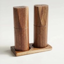 Calperia %100 Doğal Akasya Ahşap Tuzluk ve Biberlik Seti | Sağlıklı ve Dayanıklı